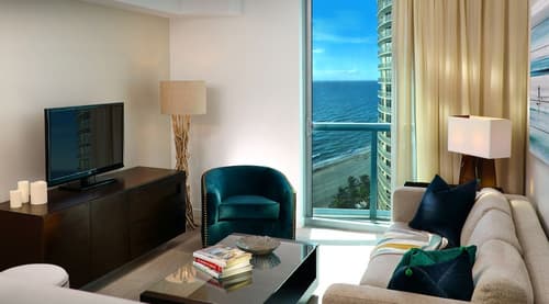 Solé Miami, A Noble House Resort, Room