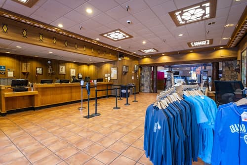 Maswik Lodge - Inside the Park, Reception