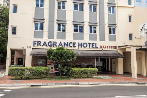 Fragrance Hotel - Balestier, Property entrance