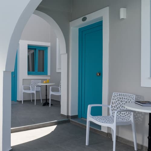 Hotel Nikolas, Terrace/patio