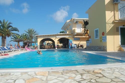 Complex Lemon Grove, Primary image