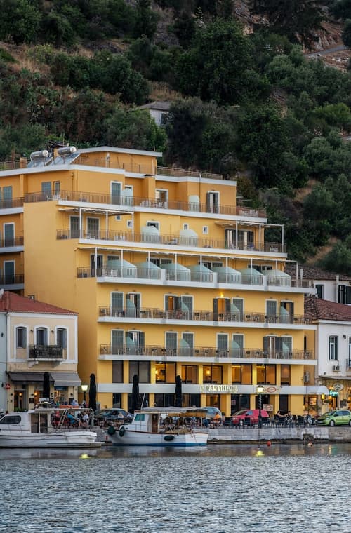 Pantheon City Hotel, Primary image