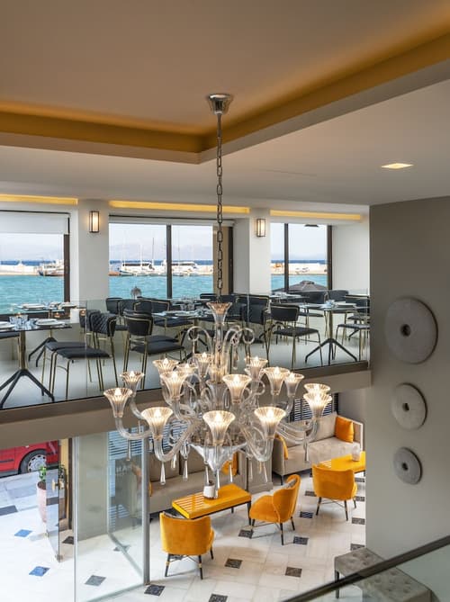 Pantheon City Hotel, Lobby sitting area