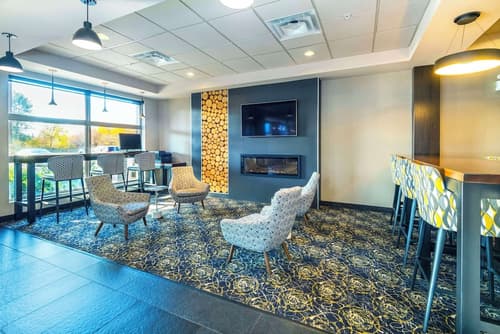 Quality Inn and Suites Petawawa, Lobby