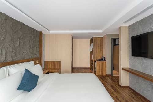 Kin Hotel Thai Van Lung, Room