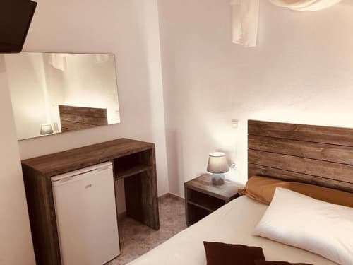 Villa Livadaros, Room