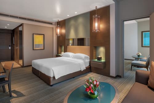 Park Rotana, Room
