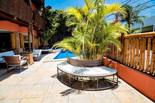 Safari Natal Beach Hotel, Property grounds