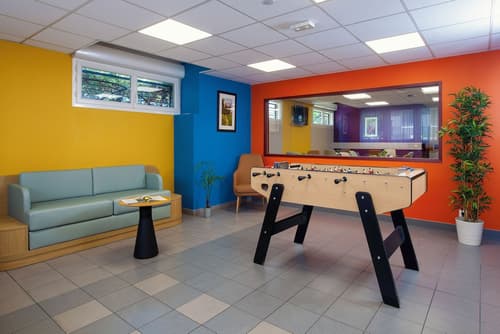 Séjours & Affaires Paris Nanterre, Lobby sitting area