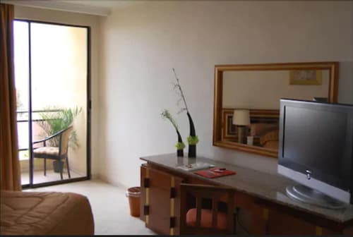 Hotel Diplomat, Room