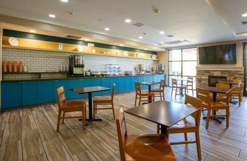 Country Inn & Suites by Radisson, Tucson City Center, AZ, Breakfast area