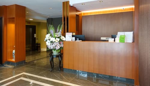 Nostalgia Hotel, Reception