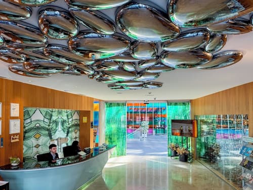 Jardines de Uleta Suites, Reception