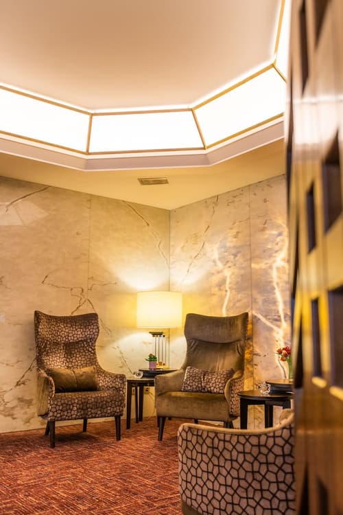 Hotel Royal, Lobby sitting area