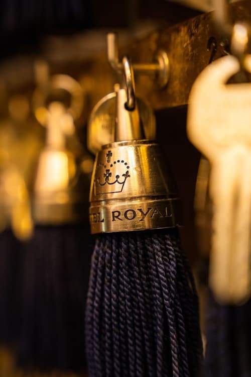 Hotel Royal, Reception