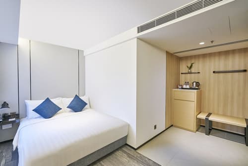 Hotel COZi · Oasis, Room