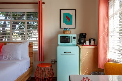 Antelope Lodge, Room