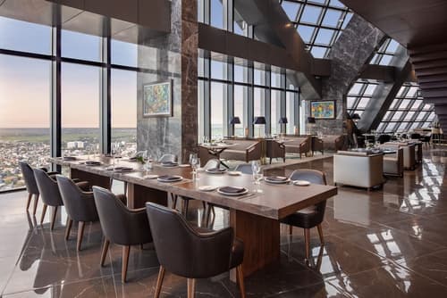 Melia Vinpearl Hue, Restaurant