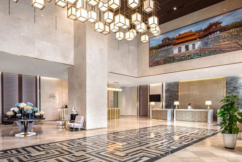 Melia Vinpearl Hue, Reception