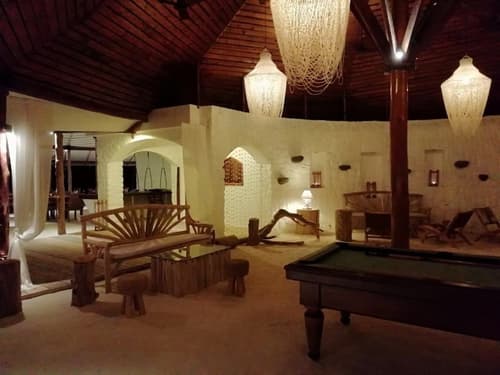 Bliss Hotel Praslin, Lobby sitting area