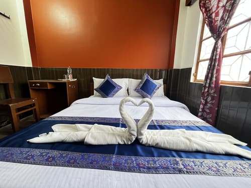 Family Guest House, Room