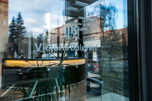 Victoria Bulevard Hotel, Interior entrance