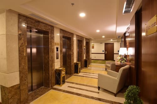 Zaha Al Munawara Hotel, Lobby