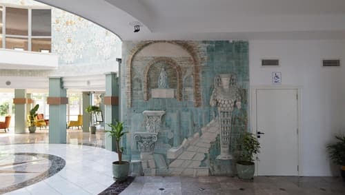 Ada Newday Resort Hotel, Lobby