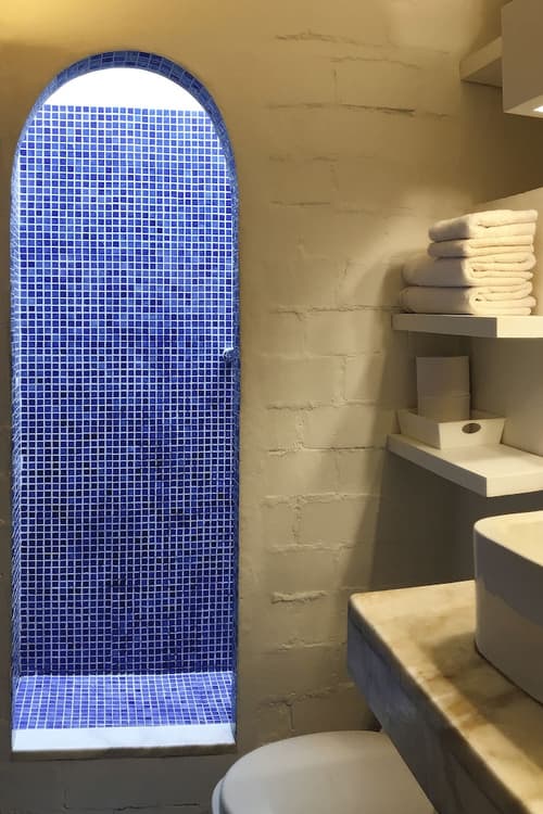 Les Lezards B&B, Bathroom