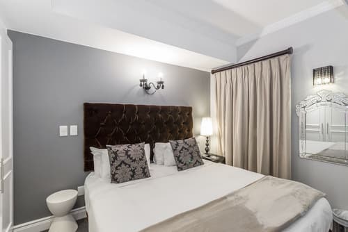 Romney Park Luxury Apartments, Room