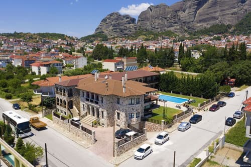 Guesthouse Monastiri, Front of property