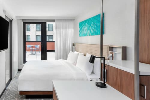 SpringHill Suites by Marriott New York Manhattan/Times Square South, Room