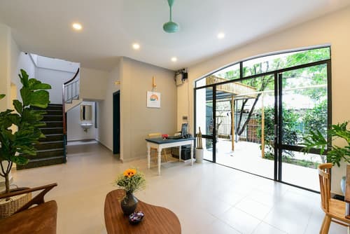 La Paix Hue, Check-in/check-out kiosk