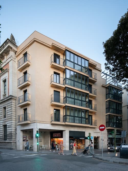 Slow Suites Setas, Front of property