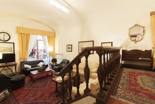 Hotel Rex, Lobby sitting area