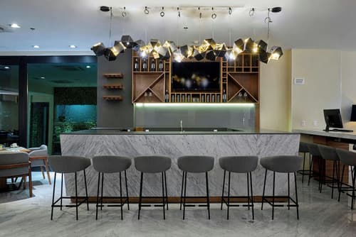 SJ Grand Hotel, Lobby lounge