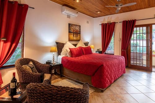 Elephant Coast Guest House, Room