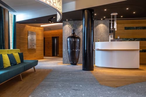 Radisson Blu Hotel Reussen, Andermatt, Reception