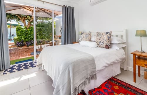 Bleu Cobalt Cottage, Room