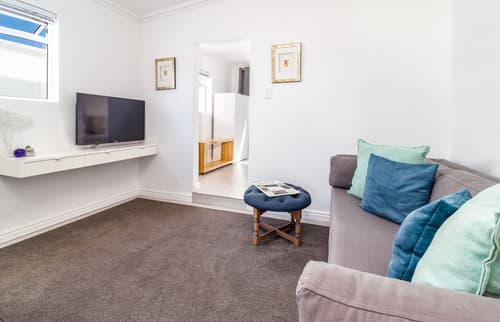 Bleu Cobalt Cottage, Living area