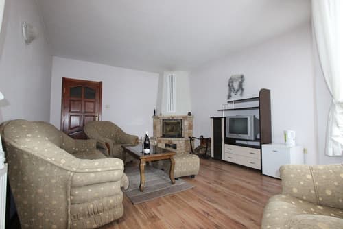 Ilinden, Living room