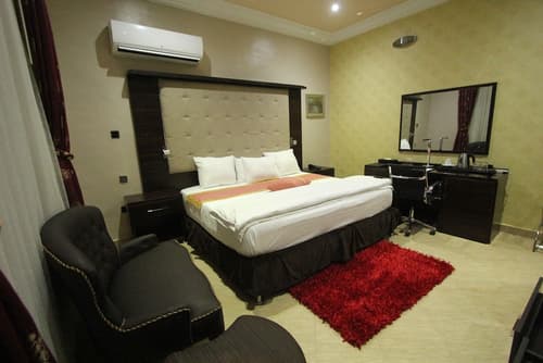 Eterno Hotels Limited, Room