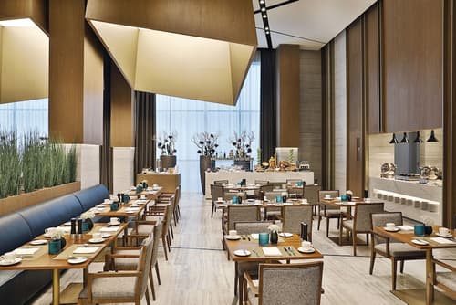 Courtyard by Marriott Al Barsha, Dubai, Breakfast area