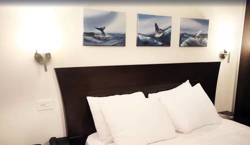 PACIFIC SUITES Boutique Hotel & Bistro, Room