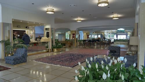 501 Hotel, Reception