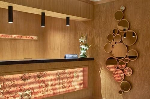 Mabrouk Hotel And Suites, Reception