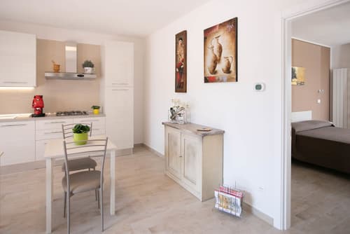 Le Rime, Interior entrance