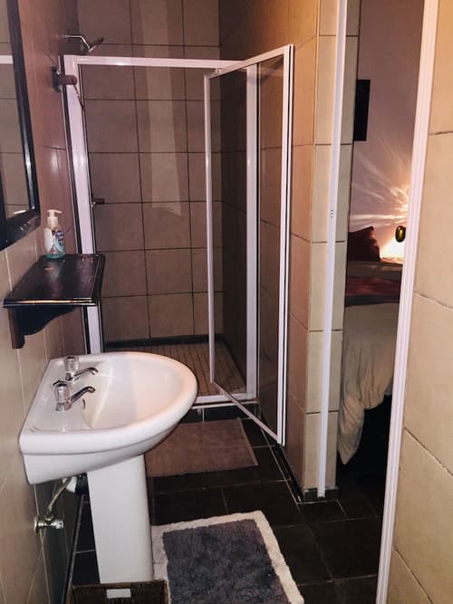 Onduri Lodge - In Okaukuejo, Room