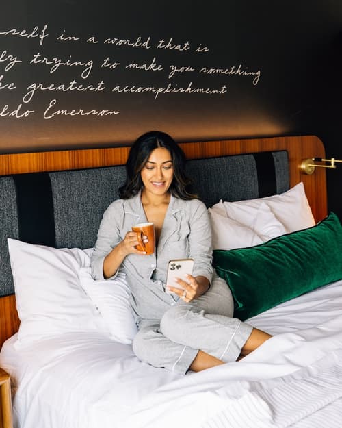 Cambria Hotel Boston Downtown - Seaport, Room