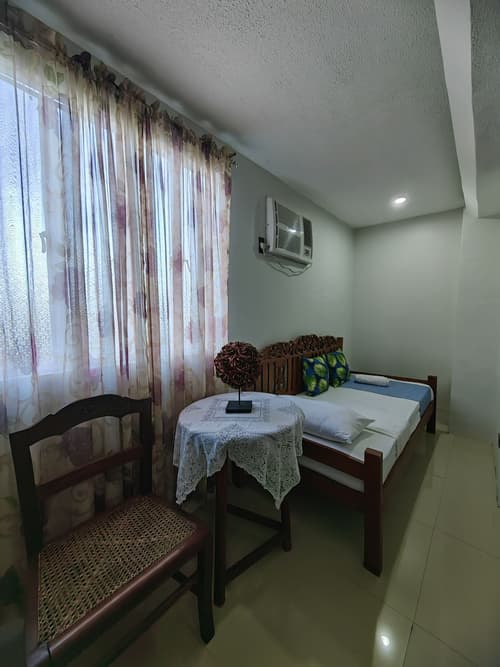 The Palacio de Laoag, Room